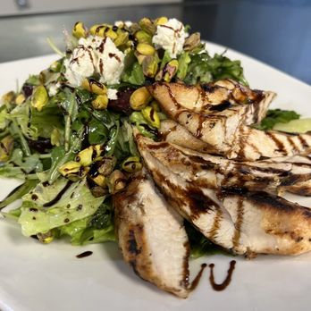 Tempo Kitchen & Bar - Chicken salad - New American Near Me - Gilroy, California