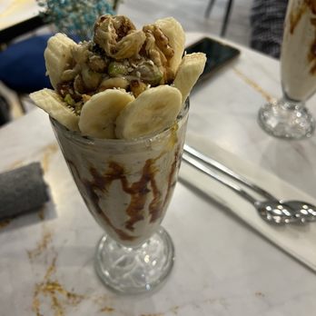Roses Cafe Senso - Majoon - Persian/Iranian Near Me - Richmond Hill, Ontario Roses Cafe Senso - Majoon - Persian/Iranian Near Me - Richmond Hill, Ontario
