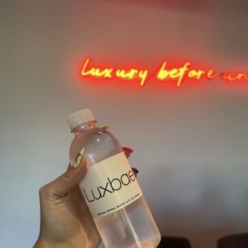 Luxbae - Complimentary water - Hair Salons Near Me - West Hollywood, California Luxbae - Complimentary water - Hair Salons Near Me - West Hollywood, California