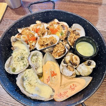 HEM Kitchen And Bar - Seafood platter - Vietnamese Near Me - Houston, Texas