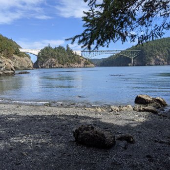 Deception Pass Park - Bowman Bay - This quiet beach had the best view. Just a short hike from the parking lot. - Parks Near Me - Anacortes, Washington Deception Pass Park - Bowman Bay - This quiet beach had the best view. Just a short hike from the parking lot. - Parks Near Me - Anacortes, Washington