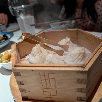 Cheli - XLB - Shanghainese Near Me - New York, New York Cheli - XLB - Shanghainese Near Me - New York, New York