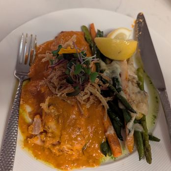 The Duke - Salmon and veggies. - American Near Me - Jackson, California