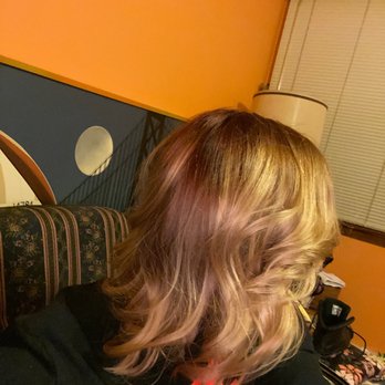 Bombshell Hair Studio - Hair Salons Near Me - Philadelphia, Pennsylvania