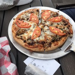 New York Pizza and Pasta - Stake, Cheese, tomatoes and peppers pizza.