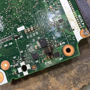 Computer Wealthy - Motherboard fix / reparación de placas base - IT Services & Computer Repair Near Me - Barcelona, B