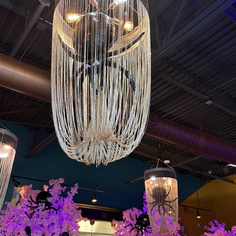 375 Social Kitchen - Love the decorations!!! Wow!!! - Asian Fusion Near Me - Universal City, Texas 375 Social Kitchen - Love the decorations!!! Wow!!! - Asian Fusion Near Me - Universal City, Texas