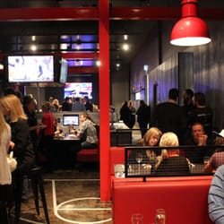 The Sporting Globe - Restaurant