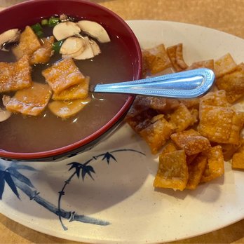 Asian Cafe - Miso soup with crispy wontons - Chinese Near Me - Burleson, Texas