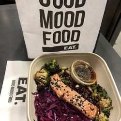 Eat - Salmon bowl for breakfast