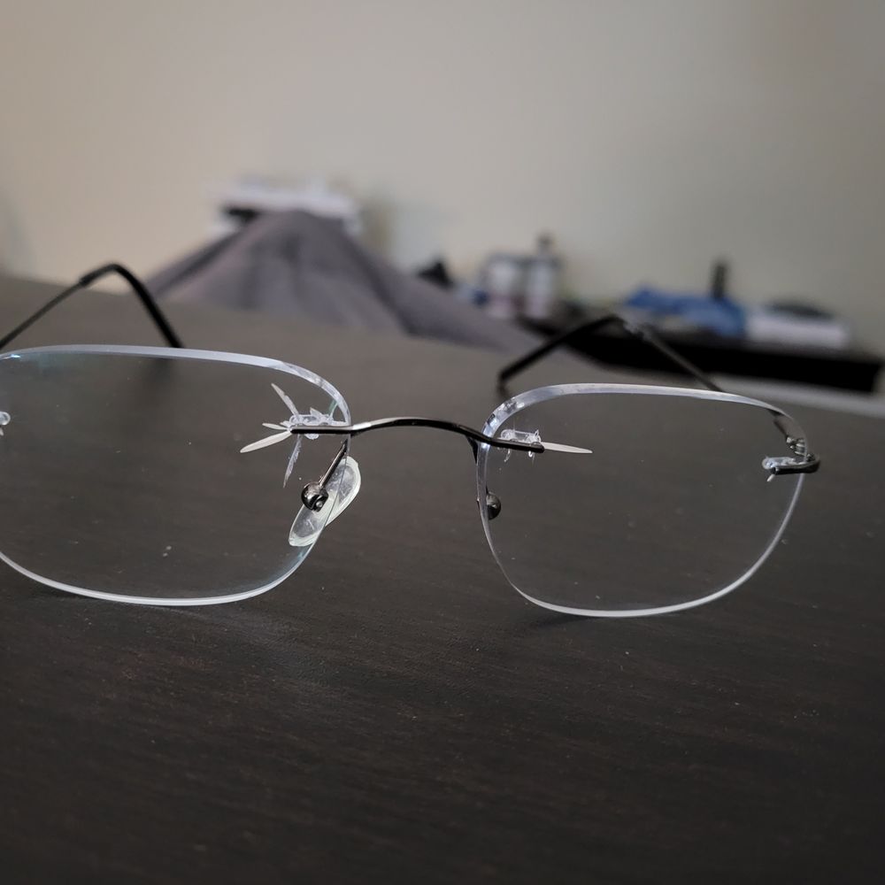 Is it okay to wear sleeveless dresses in Tokyo?, image size:1000x1000