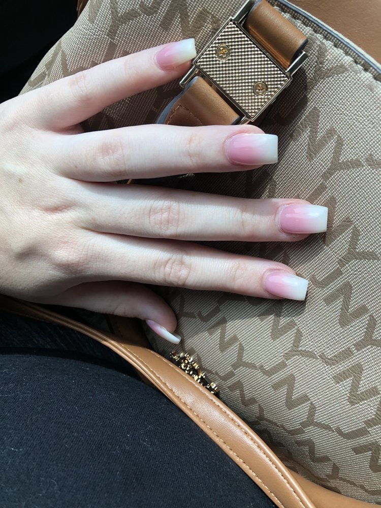 3TNAILS Updated September 2024 1633 W Dorothy Ln, Dayton, Ohio