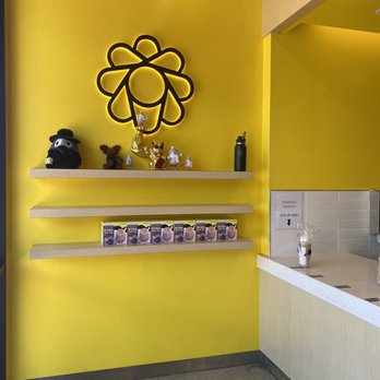 Sunright Tea Studio - Milpitas - Inside - Bubble Tea Near Me - Milpitas, California Sunright Tea Studio - Milpitas - Inside - Bubble Tea Near Me - Milpitas, California