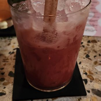 Sunroom - aces suited cocktail - Cocktail Bars Near Me - Orlando, Florida