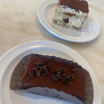 Sweetly Bakery & Coffee Bar - Hazelnut crunch bar & gluten free tiramisu - Bakeries Near Me - Battle Ground, Washington Sweetly Bakery & Coffee Bar - Hazelnut crunch bar & gluten free tiramisu - Bakeries Near Me - Battle Ground, Washington