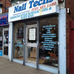 Nail Tech