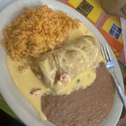 Taqueria El Jimador - Shredded chicken Chimichanga