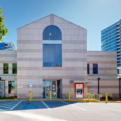 Bank of America Financial Center - Storefront