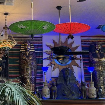 Tower Cafe - Breakfast & Brunch Near Me - Sacramento, California
