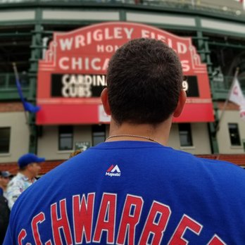 Wrigley Field - A beautiful picture - Stadiums & Arenas Near Me - Chicago, Illinois