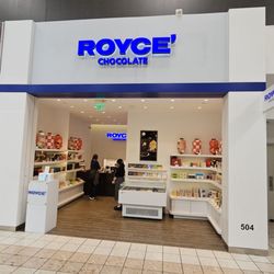 ROYCE' Chocolate - Storefront