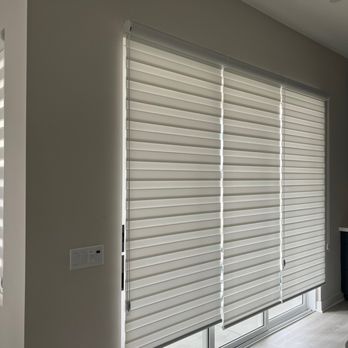 A Blinds - next to dinning table - Shutters Near Me - Buena Park, California A Blinds - next to dinning table - Shutters Near Me - Buena Park, California