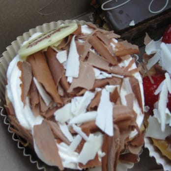 Schubert's Bakery - Tiramisu - Bakeries Near Me - San Francisco, California Schubert's Bakery - Tiramisu - Bakeries Near Me - San Francisco, California