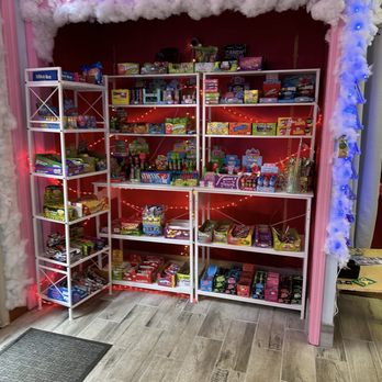 Candy Lane On Main - Candy Stores Near Me - Clinton, New Jersey