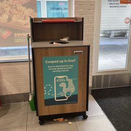 Over flow of rubbish bin that is right in the dining area and employees add and all pass it as if it is fine. This is filth and unhealthy. Over flow of rubbish bin that is right in the dining area and employees add and all pass it as if it is fine. This is filth and unhealthy.