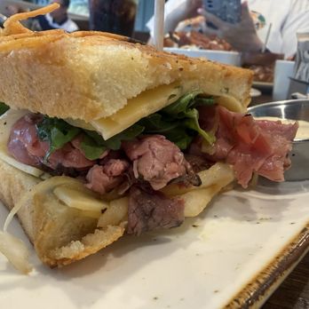 First Watch - Roast beef and Havarati - Breakfast & Brunch Near Me - Columbia, Missouri