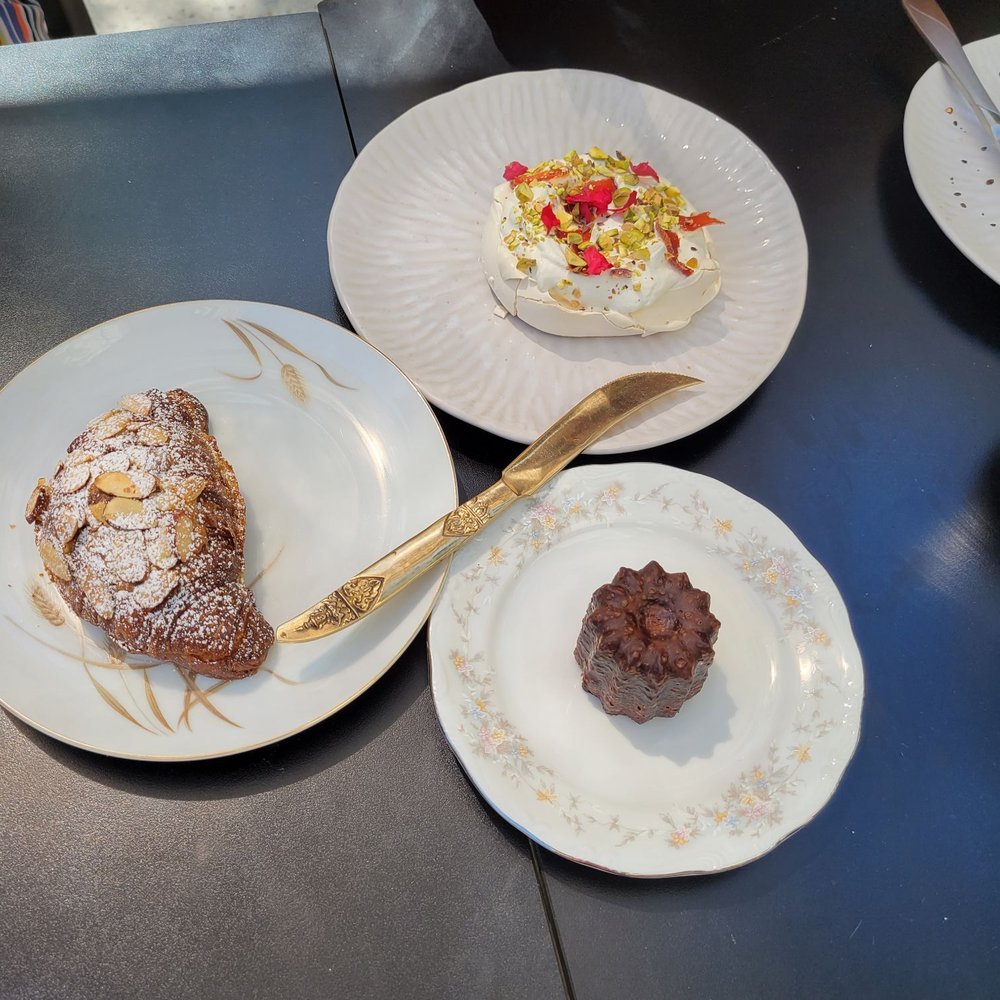 KIN - Croissant, Pavlova, canele - Cocktail Bars Near Me - Boise, Idaho KIN - Croissant, Pavlova, canele - Cocktail Bars Near Me - Boise, Idaho