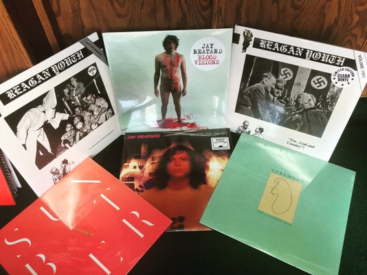 Vinyl Alley / Voodoo Vinyl by null