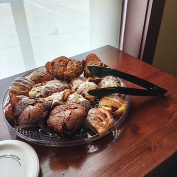 la Madeleine - Pastry box plated - Bakeries Near Me - Houston, Texas