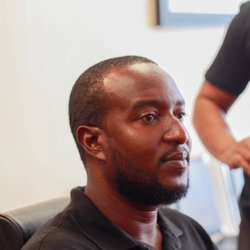 Echelon Unisex Salon