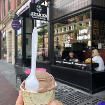 J.P. Licks - Cambridge - Ice Cream & Frozen Yogurt Near Me - Cambridge, Massachusetts