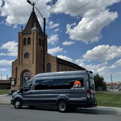 Lone Mountain Limo - Limo Shuttle For wedding