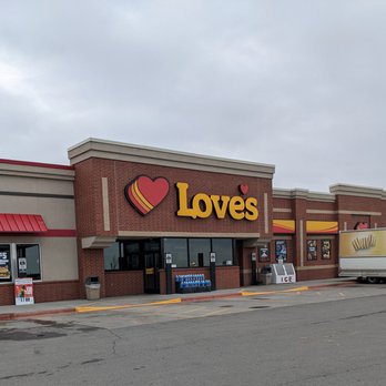 Love's Travel Stop - Love's Travel Stop, Hardin - Convenience Stores Near Me - Hardin, Montana Love's Travel Stop - Love's Travel Stop, Hardin - Convenience Stores Near Me - Hardin, Montana