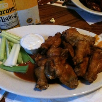 Side Street Bar & Grill - 10 screaming demon wings well done - Desserts Near Me - Hamden, Connecticut