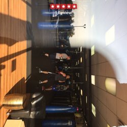 Fit 4 Boxing Club - Boxing for fitness with loud music.. what's not to like?