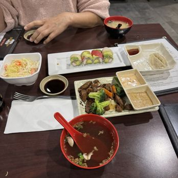 Sushi Lover - Clear Soup - Sushi Bars Near Me - Appleton, Wisconsin