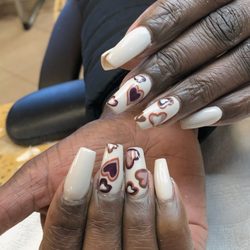 Vogue Nails 2