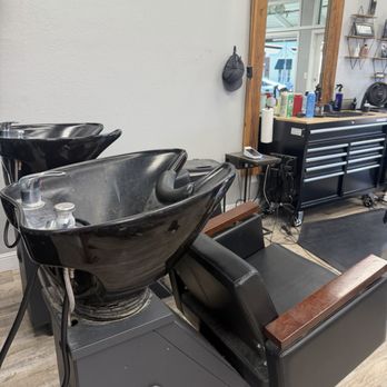 Zitro Barbershop - Barbers Near Me - Clovis, California Zitro Barbershop - Barbers Near Me - Clovis, California