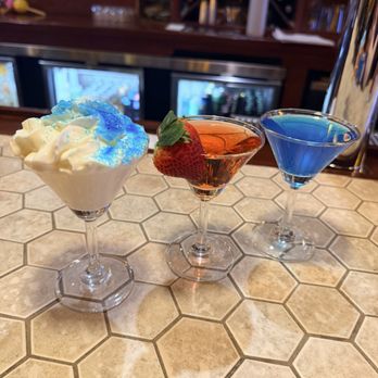 Taylors On Toft - Cocktail Bars Near Me - Antioch, Illinois Taylors On Toft - Cocktail Bars Near Me - Antioch, Illinois