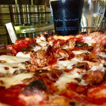 Lucette Brewing - Pizza Near Me - Menomonie, Wisconsin