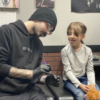 The Constable Tattoo Parlor - Explaining the process - Tattoo Near Me - Plainfield, Illinois