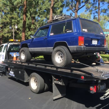 Roy's Towing - Was super thankful for a flat bed with cold AC for the long ride home. - Towing Near Me - Thousand Oaks, California Roy's Towing - Was super thankful for a flat bed with cold AC for the long ride home. - Towing Near Me - Thousand Oaks, California