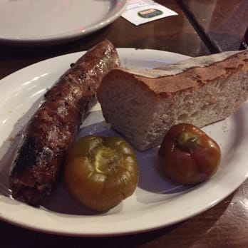 Santarpio's Pizza - Sausage and hot peppers - Pizza Near Me - Peabody, Massachusetts