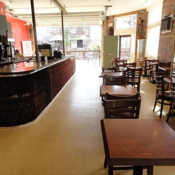Biddle's Escape - Interior (credit: Stephanie Rex) - Coffee & Tea Near Me - Pittsburgh, Pennsylvania