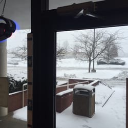 Jet's Pizza - Even open in a snow storm