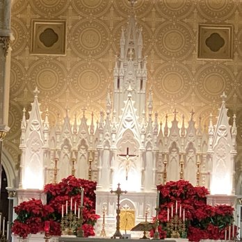 Kathryn Abrams - Beautiful inside of church - Walking Tours Near Me Kathryn Abrams - Beautiful inside of church - Walking Tours Near Me